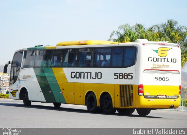Empresa Gontijo de Transportes 5885 na cidade de Nova Serrana, Minas Gerais, Brasil, por Gabriel Valladares. Número da foto: #721638.