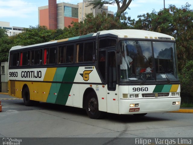 Empresa Gontijo de Transportes 9860 na cidade de São Paulo, São Paulo, Brasil, por Filipe  Vargas Lima. ID da foto: 725697.