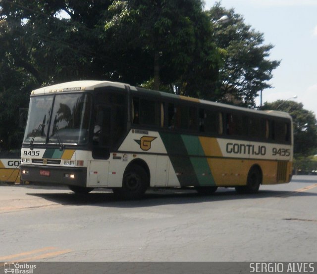 Empresa Gontijo de Transportes 9435 na cidade de Belo Horizonte, Minas Gerais, Brasil, por Sergio Alves. ID da foto: 728419.