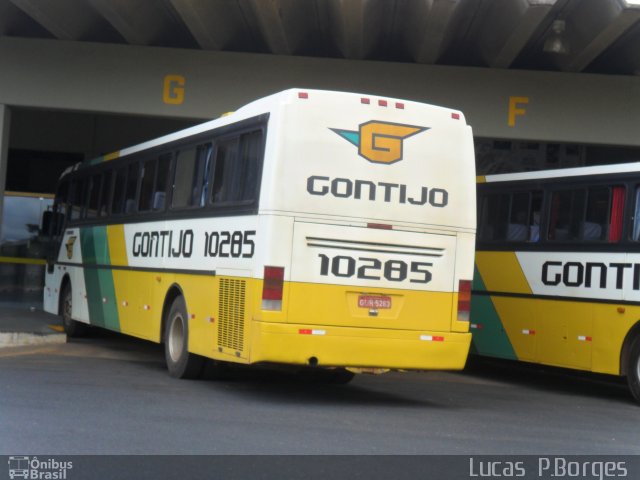 Empresa Gontijo de Transportes 10285 na cidade de Araxá, Minas Gerais, Brasil, por Lucas Borges . Número da foto: #730171.