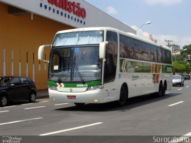 Cia. São Geraldo de Viação 21000 na cidade de Sorocaba, São Paulo, Brasil, por Elias  Junior. Número da foto: #730170.