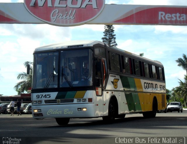 Empresa Gontijo de Transportes 9745 na cidade de Vitória da Conquista, Bahia, Brasil, por Cleber Bus. ID da foto: 739923.