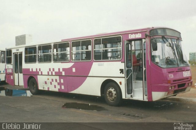 TCB - Sociedade de Transportes Coletivos de Brasília 09695 na cidade de Brasília, Distrito Federal, Brasil, por Clébio Júnior. Número da foto: #741380.