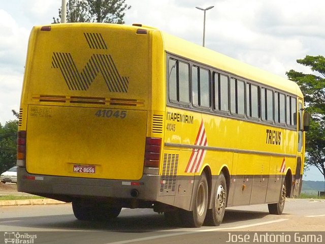 Viação Itapemirim 41045 na cidade de Gama, Distrito Federal, Brasil, por José Antônio Gama. Número da foto: #741317.