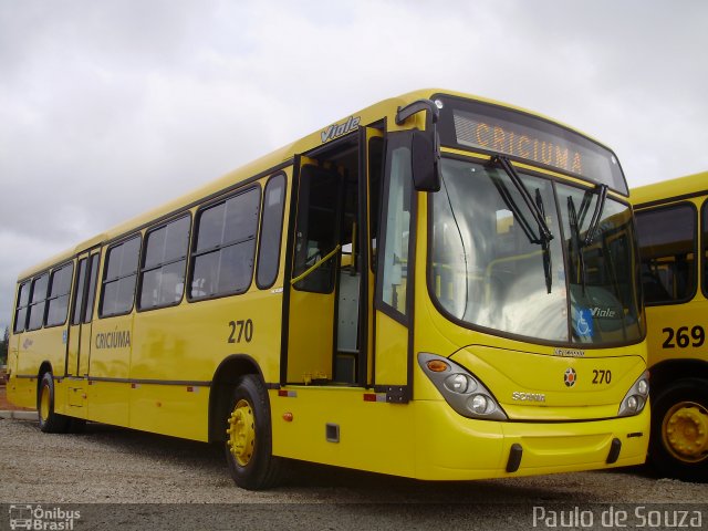 Auto Viação Critur 270 na cidade de Criciúma, Santa Catarina, Brasil, por Paulo de Souza. Número da foto: #741138.