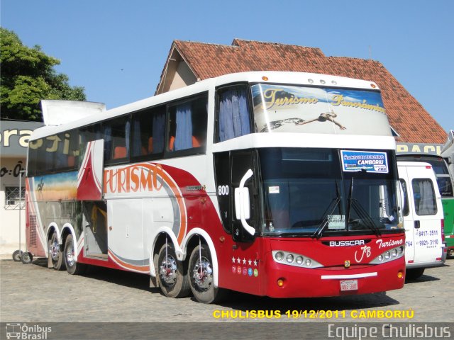 JB Turismo 800 na cidade de Camboriú, Santa Catarina, Brasil, por Paulo Roberto Chulis. Número da foto: #741663.