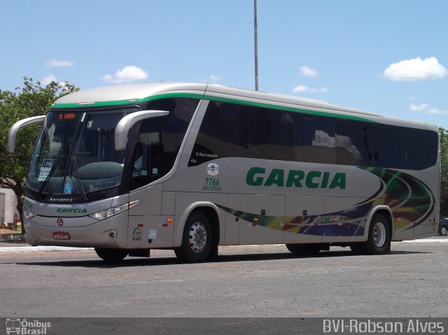 Viação Garcia 7766 na cidade de Paranavaí, Paraná, Brasil, por Robson Alves. Número da foto: #745852.