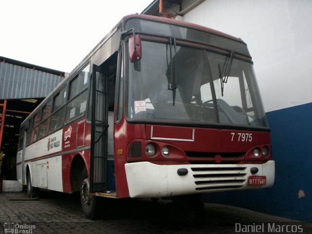 KBPX Administração e Participação > Transkuba 7 7975 na cidade de São Paulo, São Paulo, Brasil, por Daniel Marcos Alves . Número da foto: #750779.