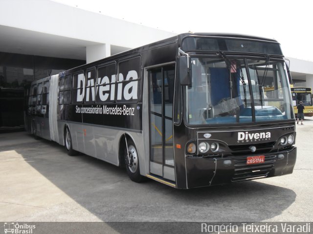 Mercedes-Benz 1764 na cidade de São Paulo, São Paulo, Brasil, por Rogério Teixeira Varadi. Número da foto: #698269.