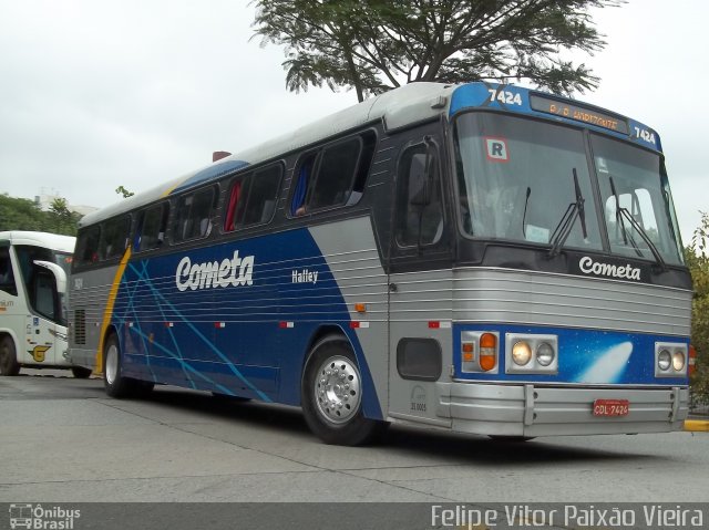 Viação Cometa 7424 na cidade de São Paulo, São Paulo, Brasil, por Felipe Vitor Paixão Vieira. ID da foto: 751616.