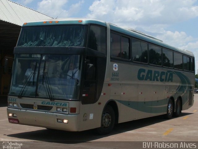 Viação Garcia 6444 na cidade de Maringá, Paraná, Brasil, por Robson Alves. Número da foto: #752313.