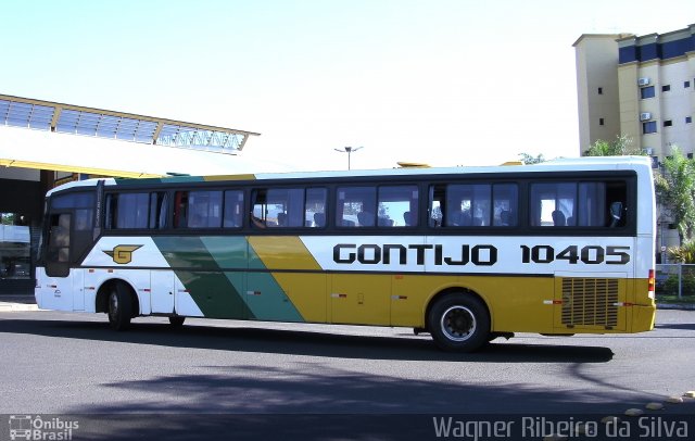 Empresa Gontijo de Transportes 10405 na cidade de Uberaba, Minas Gerais, Brasil, por Wagner Ribeiro da Silva. ID da foto: 754533.