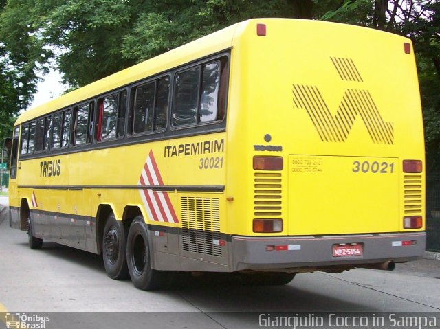 Viação Itapemirim 30021 na cidade de São Paulo, São Paulo, Brasil, por Giangiulio Cocco. Número da foto: #755183.