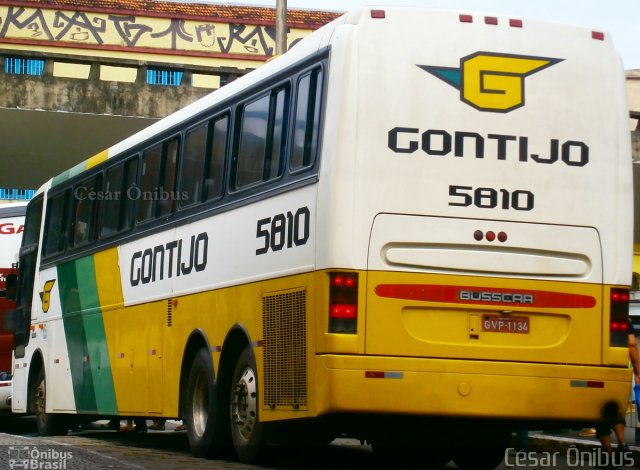 Empresa Gontijo de Transportes 5810 na cidade de Belo Horizonte, Minas Gerais, Brasil, por César Ônibus. ID da foto: 702439.