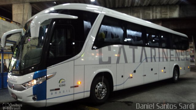 Auto Viação Catarinense 3246 na cidade de Curitiba, Paraná, Brasil, por Daniel Santos Sardi. ID da foto: 703886.