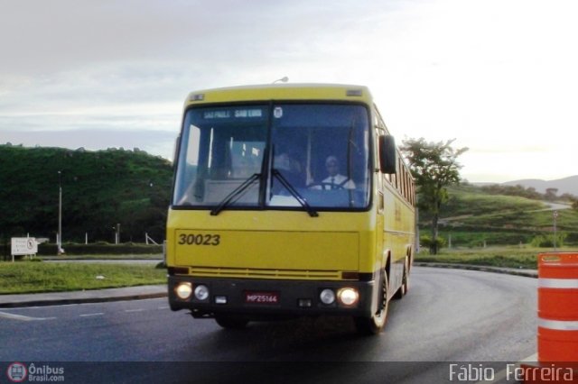 Viação Itapemirim 30023  na cidade de Jundiaí, São Paulo, Brasil, por Fábio  Ferreira. ID da foto: 305158.