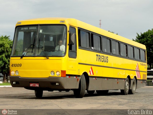 Viação Itapemirim 41009 na cidade de Uberaba, Minas Gerais, Brasil, por Gean Brito. Número da foto: #314947.