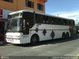 Ônibus Particulares 1094 na cidade de Aparecida, São Paulo, Brasil, por Julian Tessaro Lopes. Número da foto: #:id.