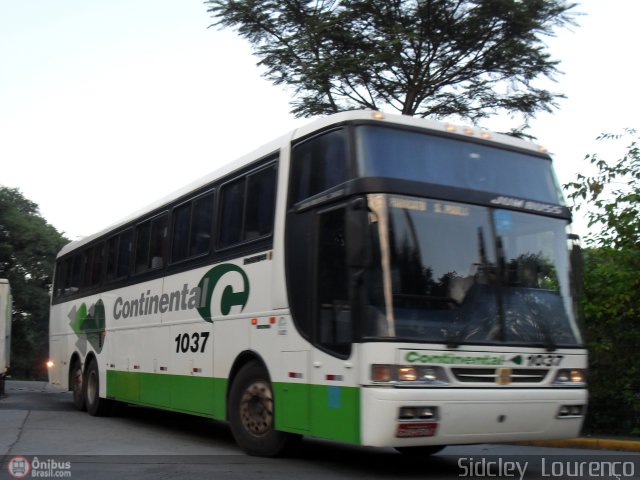 Viação Continental de Transportes 1037 na cidade de São Paulo, São Paulo, Brasil, por Sidcley Lourenço. Número da foto: #315840.