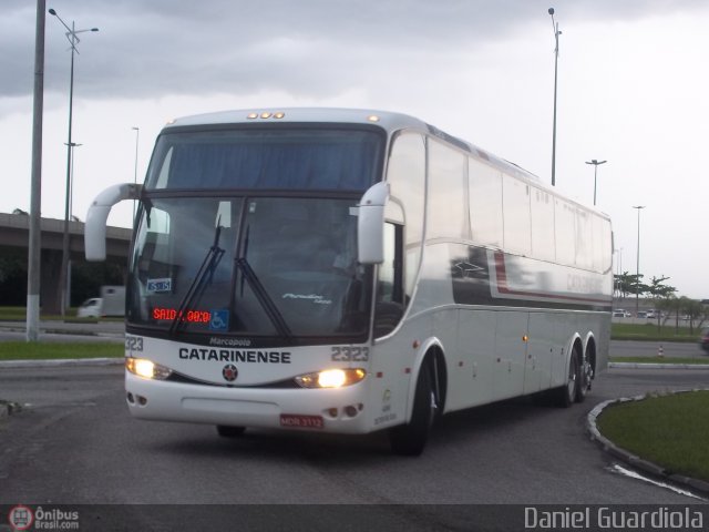 Auto Viação Catarinense 2323 na cidade de Florianópolis, Santa Catarina, Brasil, por Daniel Guardiola. Número da foto: #321196.
