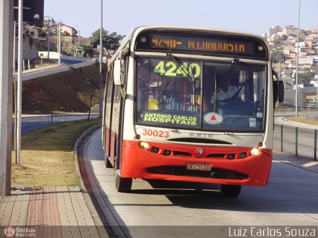 Expresso Luziense > Territorial Com. Part. e Empreendimentos 30023 na cidade de Belo Horizonte, Minas Gerais, Brasil, por Luiz Carlos Souza. ID da foto: 323698.