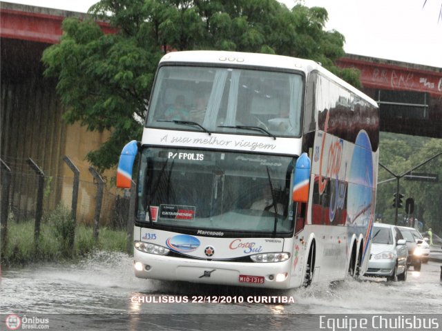 Costa Sul Turismo 1315 na cidade de Curitiba, Paraná, Brasil, por Paulo Roberto Chulis. Número da foto: #327239.