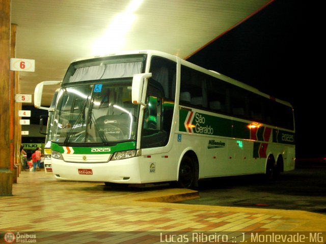 Cia. São Geraldo de Viação 20225 na cidade de João Monlevade, Minas Gerais, Brasil, por Lucas  Ribeiro. Número da foto: #328804.