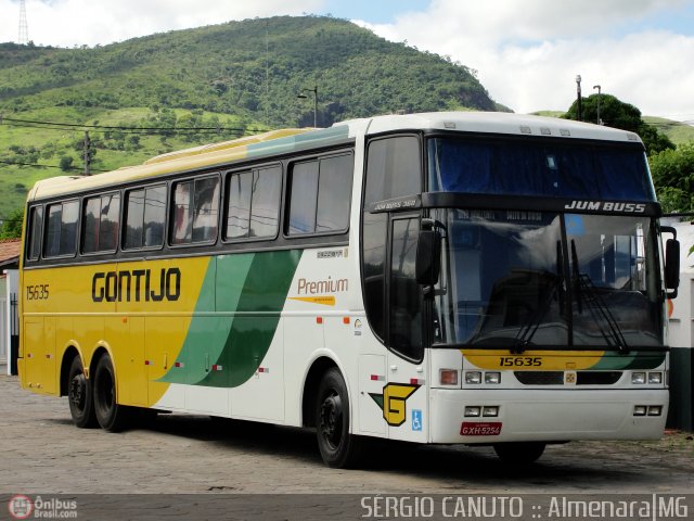 Empresa Gontijo de Transportes 15635 na cidade de Almenara, Minas Gerais, Brasil, por Sérgio Augusto Braga Canuto. Número da foto: #330230.