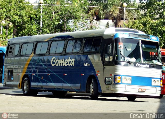 Viação Cometa 7454 na cidade de Belo Horizonte, Minas Gerais, Brasil, por César Ônibus. ID da foto: 329931.