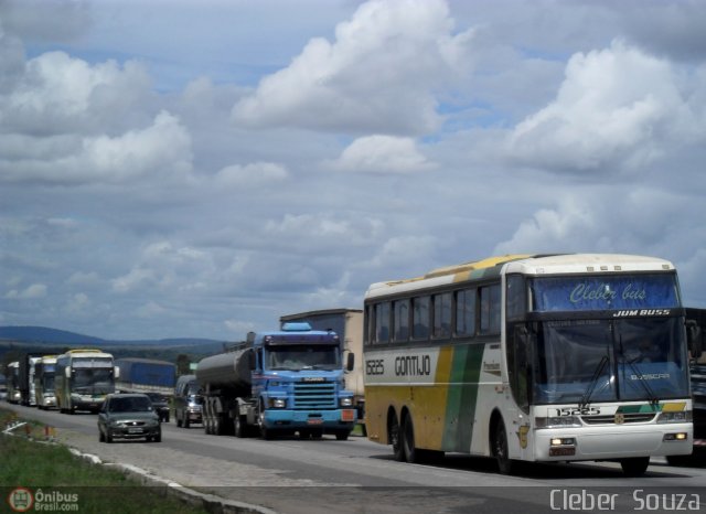 Empresa Gontijo de Transportes 15225 na cidade de Vitória da Conquista, Bahia, Brasil, por Cleber Bus. ID da foto: 309948.