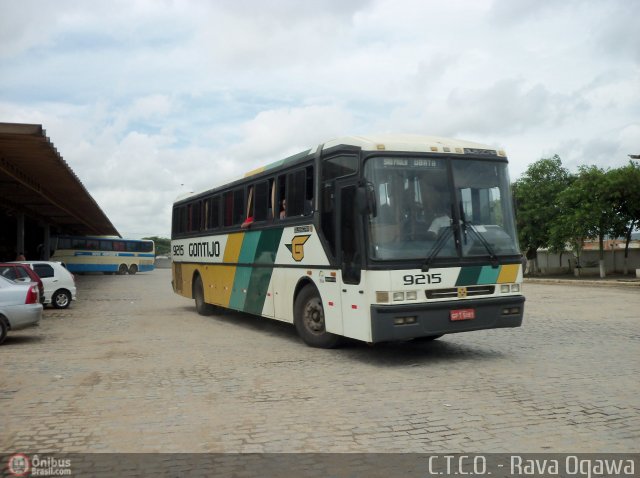 Empresa Gontijo de Transportes 9215 na cidade de Vitória da Conquista, Bahia, Brasil, por Rava Ogawa. ID da foto: 313402.