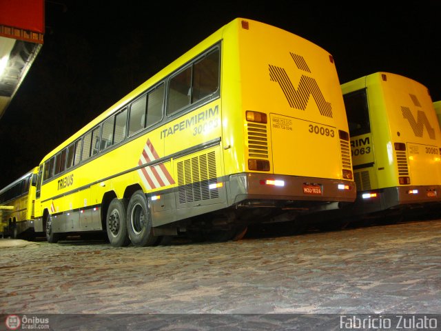 Viação Itapemirim 30093 na cidade de Manhuaçu, Minas Gerais, Brasil, por Fabricio do Nascimento Zulato. Número da foto: #313446.