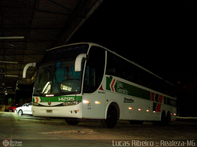 Cia. São Geraldo de Viação 14295 na cidade de Manhuaçu, Minas Gerais, Brasil, por Lucas  Ribeiro. ID da foto: 314095.