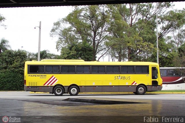 Viação Itapemirim 42043 na cidade de São Paulo, São Paulo, Brasil, por Fábio  Ferreira. Número da foto: #342341.