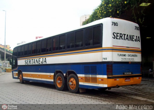 Viação Sertaneja 780 na cidade de Belo Horizonte, Minas Gerais, Brasil, por Adão Raimundo Marcelino. Número da foto: #342755.