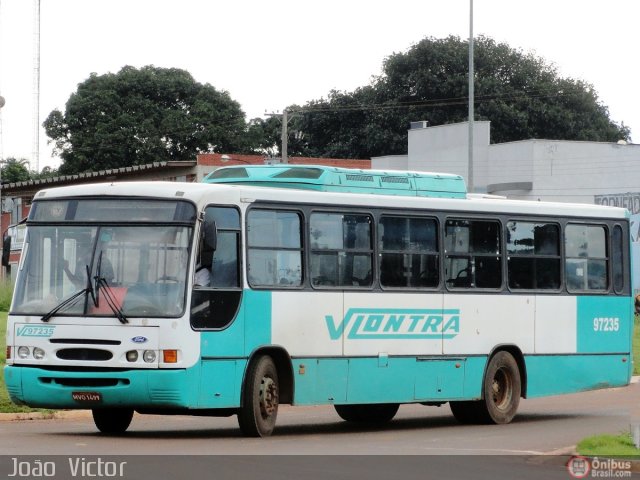 Viação Lontra 97235 na cidade de Araguaína, Tocantins, Brasil, por João Victor. ID da foto: 343560.