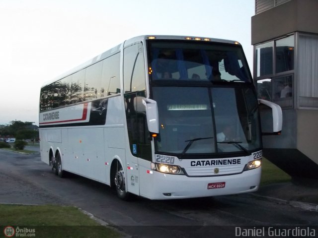 Auto Viação Catarinense 2220 na cidade de Florianópolis, Santa Catarina, Brasil, por Daniel Guardiola. ID da foto: 346022.