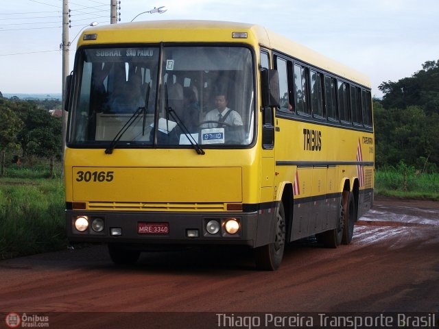 Viação Itapemirim 30165 na cidade de Uberaba, Minas Gerais, Brasil, por Thiago Pereira. Número da foto: #360585.