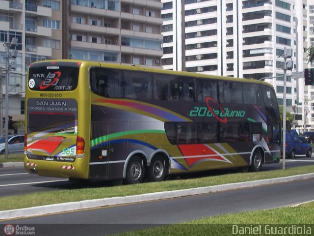 Transporte de Pasajeros 20 de Junio 565 na cidade de Florianópolis, Santa Catarina, Brasil, por Daniel Guardiola. Número da foto: #339370.