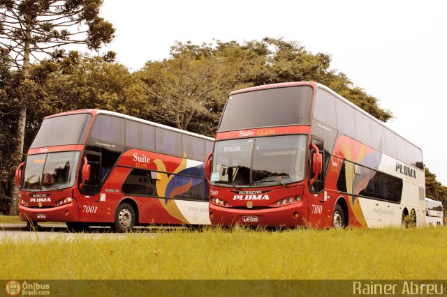 Pluma Conforto e Turismo 7100 na cidade de Curitiba, Paraná, Brasil, por Rainer Abreu. ID da foto: 377207.