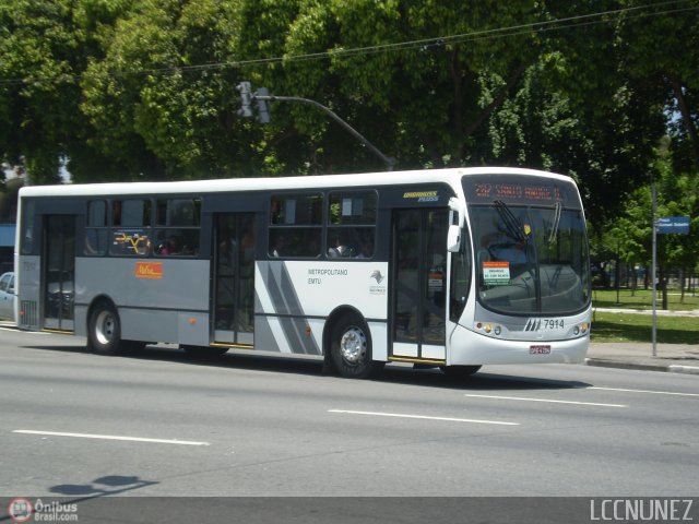 Metra - Sistema Metropolitano de Transporte 7914 na cidade de São Bernardo do Campo, São Paulo, Brasil, por Luis Nunez. ID da foto: 379440.