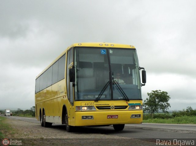 Viação Itapemirim 44085 na cidade de Vitória da Conquista, Bahia, Brasil, por Rava Ogawa. Número da foto: #381272.