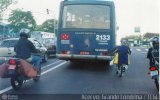 TCGL - Transportes Coletivos Grande Londrina 2133 na cidade de Londrina, Paraná, Brasil, por André Aguirra Taioqui. Número da foto: #383962.