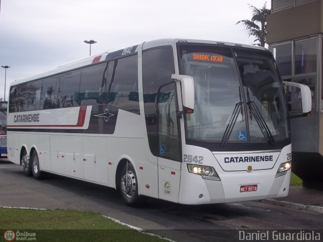 Auto Viação Catarinense 2842 na cidade de Florianópolis, Santa Catarina, Brasil, por Daniel Guardiola. Número da foto: #366870.