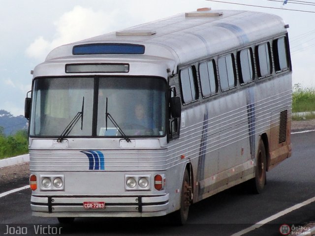 Ônibus Particulares 7283 na cidade de Teresina, Piauí, Brasil, por João Victor. ID da foto: 387703.