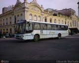 Transportes Coletivos Itapuã 22001 na cidade de Porto Alegre, Rio Grande do Sul, Brasil, por Eduardo Machado. Número da foto: #386843.