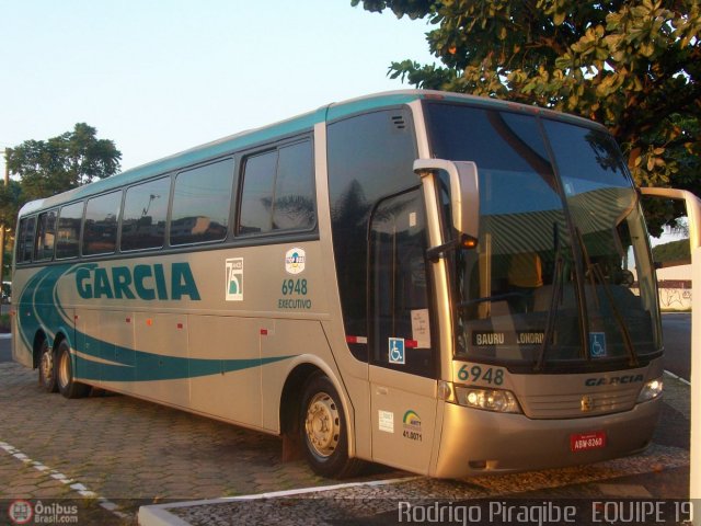 Viação Garcia 6948 na cidade de Bauru, São Paulo, Brasil, por Rodrigo Piragibe. ID da foto: 390166.