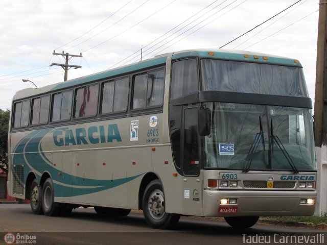 Viação Garcia 6903 na cidade de Cornélio Procópio, Paraná, Brasil, por Tadeu Carnevalli. Número da foto: #392964.