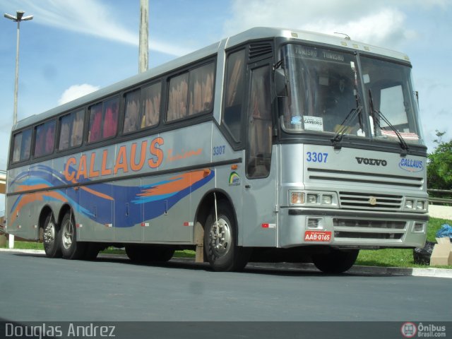Callaus Turismo 3307 na cidade de Trindade, Goiás, Brasil, por Douglas Andrez. Número da foto: #413442.