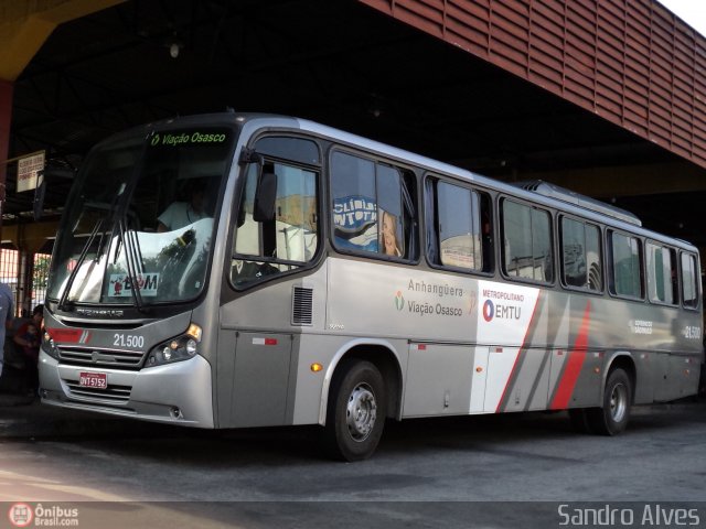 Viação Osasco 21.500 na cidade de Jandira, São Paulo, Brasil, por Sandro Alves. Número da foto: #413523.